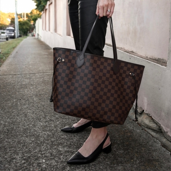 Louis Vuitton LV Damier Ebene N40599 Neverfull MM In GREAT Condition Cherry Red - Picture 1 of 16
